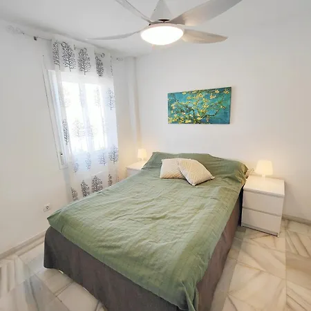 Ap396 - Playazo Nerja